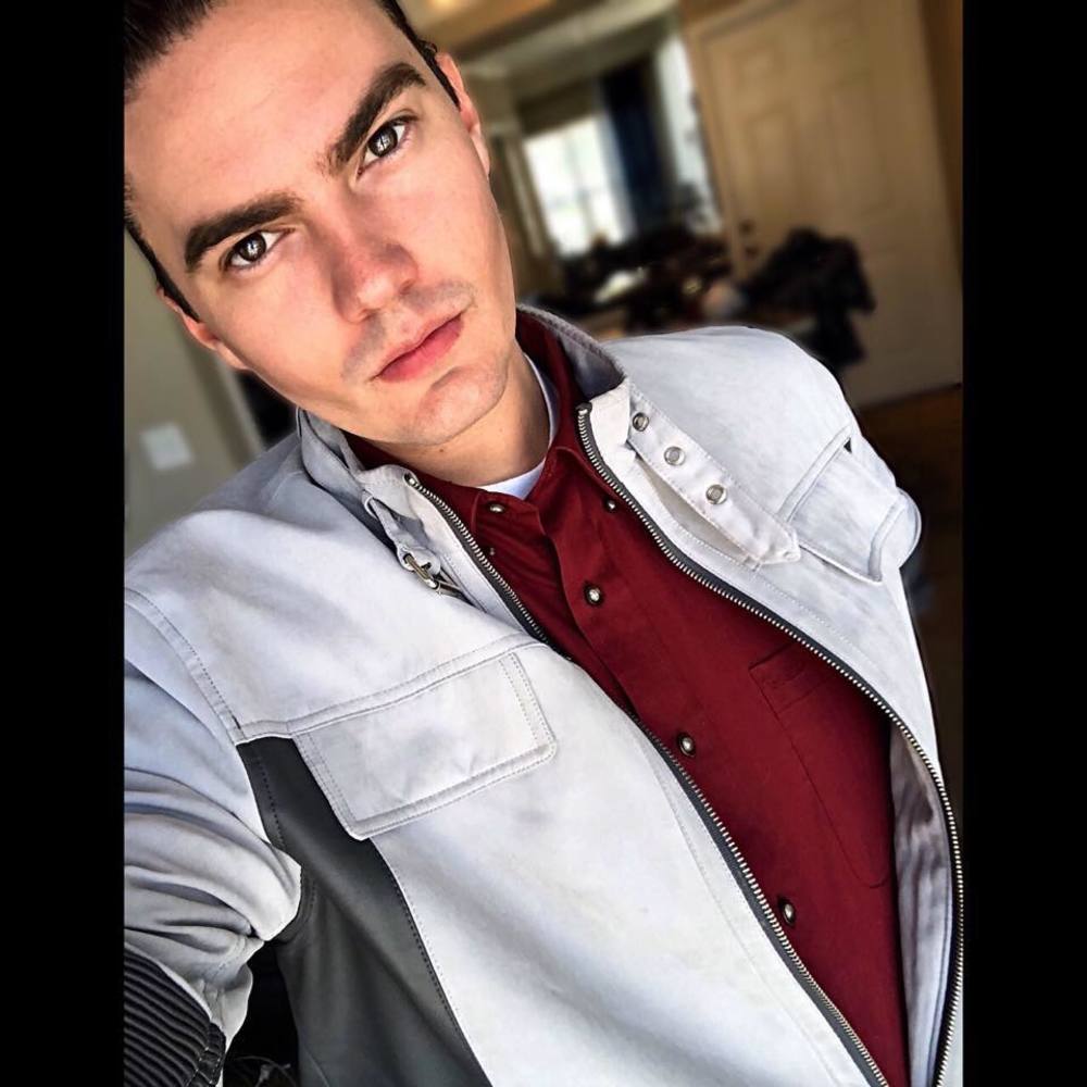 Meet your Posher, Jonathan